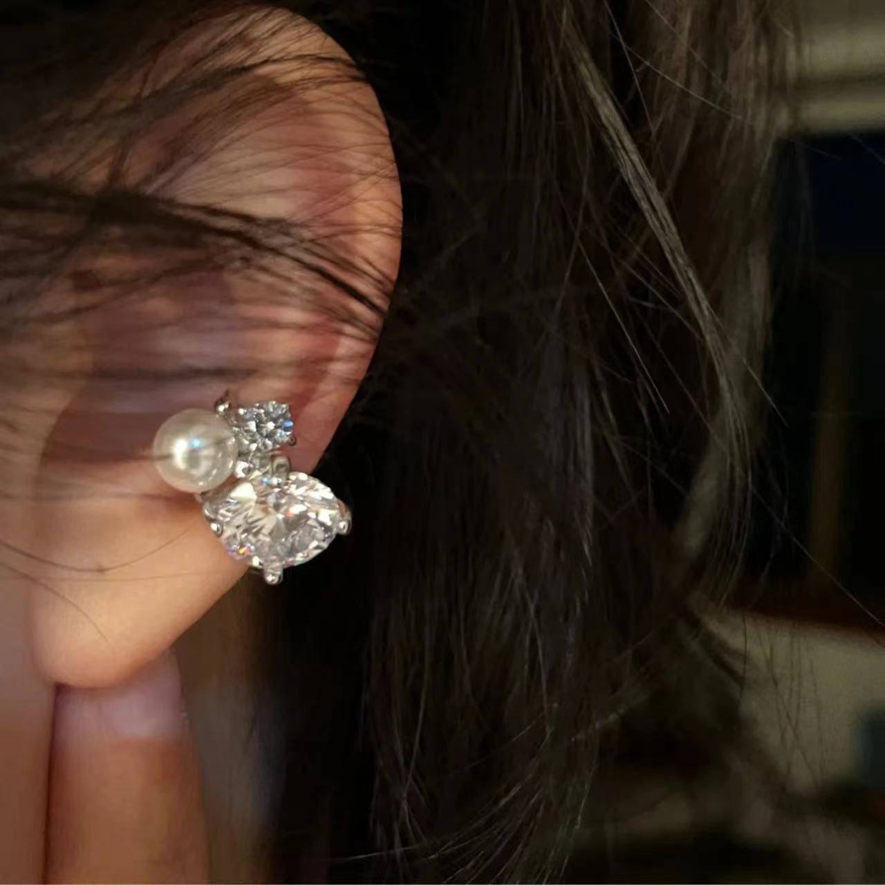 1 adet parlak taklit inci zirk - Ear Cuff No Piercing incelemesi ve fiyatı